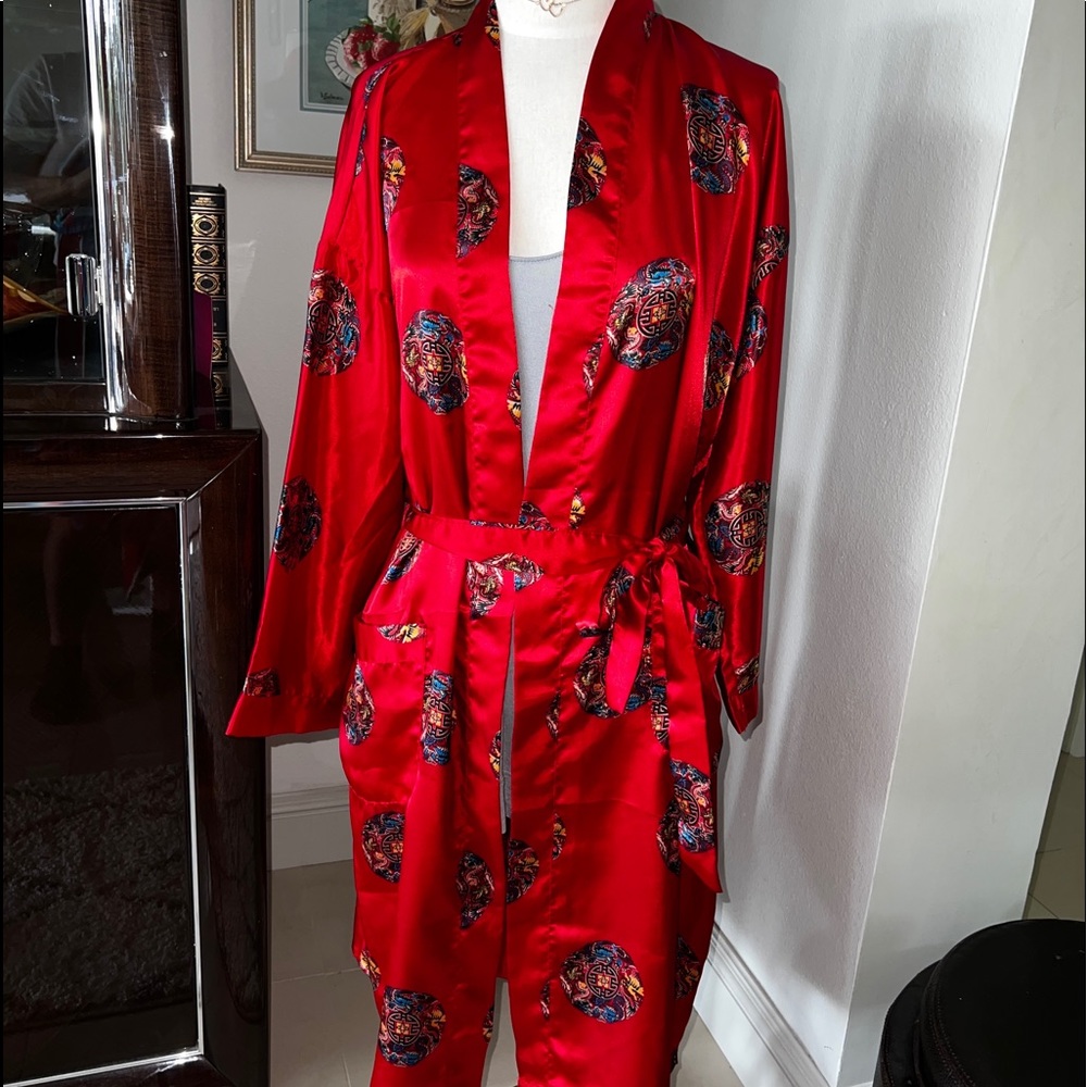 Authentic Japanese Silk Robe/Kimono-M-L, with matching slip/chemise/dress